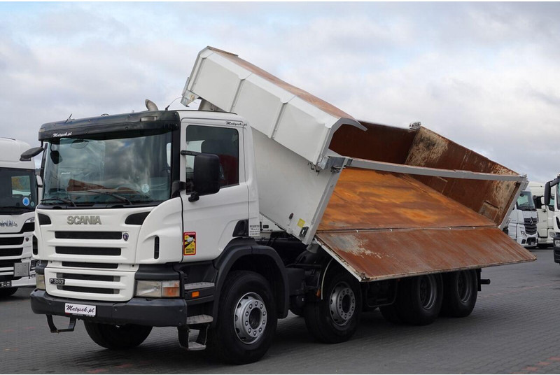 Scania P 380 / 8x4 / WYWROTKA / HYDROBURTA / BORDMATIC / SPROWADZONA / - Самосвал камион: снимка 5 Scania P 380 / 8x4 / WYWROTKA / HYDROBURTA / BORDMATIC / SPROWADZONA / - Самосвал камион: снимка 5
