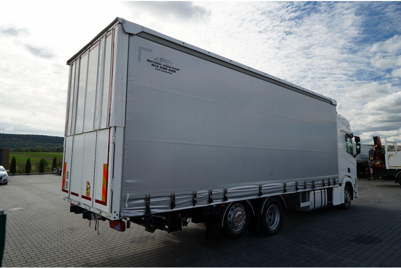 Scania R 450 / MEGA / 6x2 / FIRANKA - 8,2 m / SOLÓWKA / OŚ PODNOSZONA / - Камион с брезент: снимка 5 Scania R 450 / MEGA / 6x2 / FIRANKA - 8,2 m / SOLÓWKA / OŚ PODNOSZONA / - Камион с брезент: снимка 5