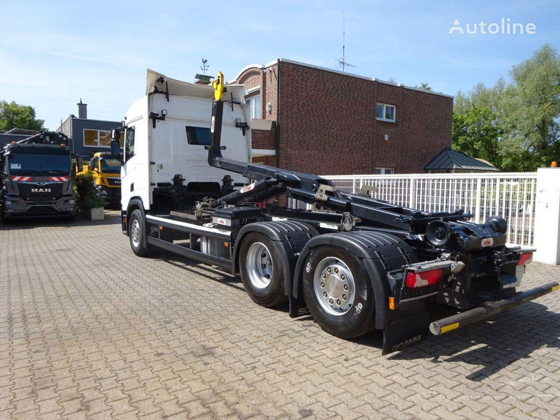 Scania R450 Hook lift truck 6x2 - Мултилифт с кука камион: снимка 5 Scania R450 Hook lift truck 6x2 - Мултилифт с кука камион: снимка 5