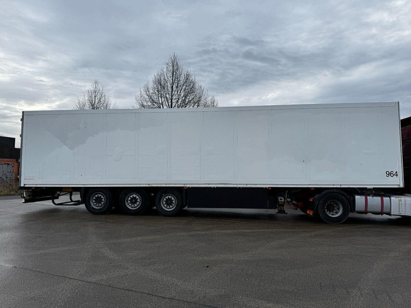 Schmitz Cargobull SKO 24 - Затворена каросерия полуремарке: снимка 2 Schmitz Cargobull SKO 24 - Затворена каросерия полуремарке: снимка 2