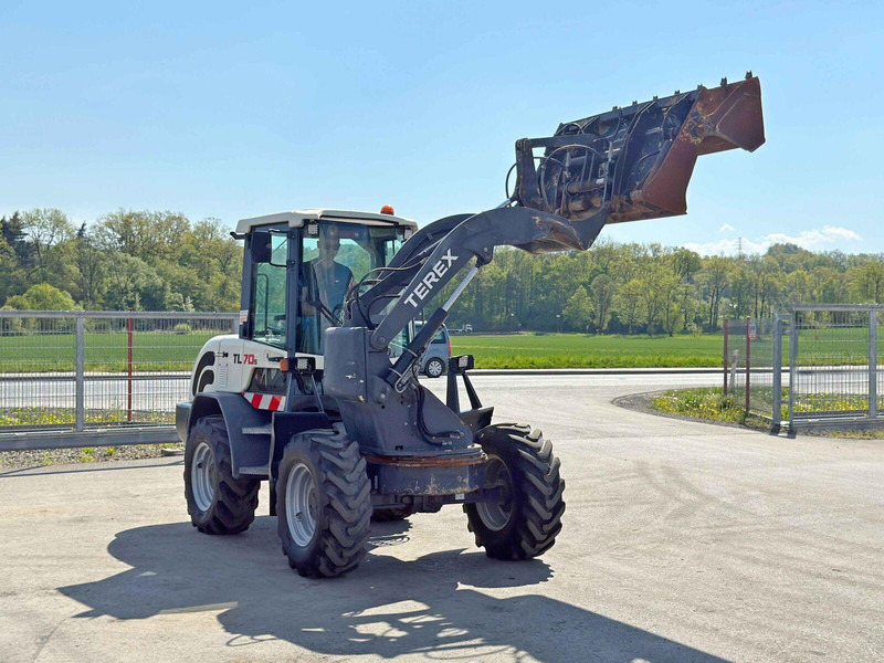 Terex TL 70 s * RADLADER * 4x4 * TOPZUSTAND - Колесен товарач: снимка 3 Terex TL 70 s * RADLADER * 4x4 * TOPZUSTAND - Колесен товарач: снимка 3