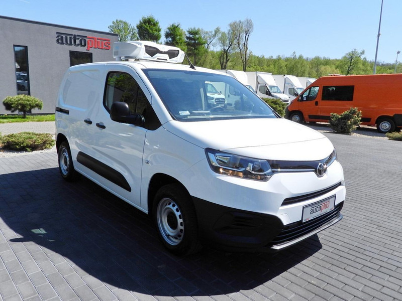 Toyota PROACE CITY  FURGON CHŁODNIA  -15*C ZASILANIE 230V TEMPOMAT KLIM - Хладилен бус: снимка 4 Toyota PROACE CITY  FURGON CHŁODNIA  -15*C ZASILANIE 230V TEMPOMAT KLIM - Хладилен бус: снимка 4