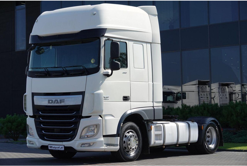DAF XF 460 / MANUAL / STANDARD / SUPER SPACE CAB / EURO 6 - Влекач: снимка 4 DAF XF 460 / MANUAL / STANDARD / SUPER SPACE CAB / EURO 6 - Влекач: снимка 4