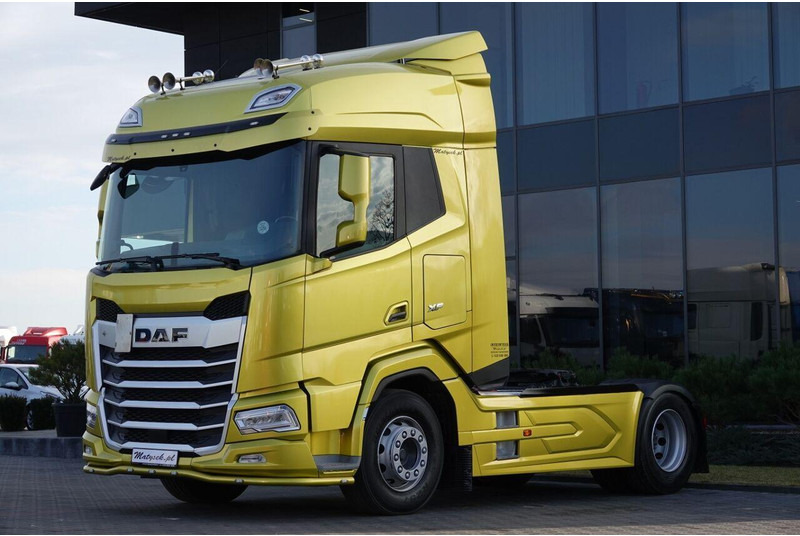 DAF XF 480 / PEŁNY ADR / OPONY 100% / PO KONTRAKCIE SERWISOWYM - Влекач: снимка 4 DAF XF 480 / PEŁNY ADR / OPONY 100% / PO KONTRAKCIE SERWISOWYM - Влекач: снимка 4