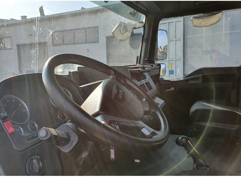 Влекач MAN TGL 12.250 P+P + Szerelvénnyel: снимка 9