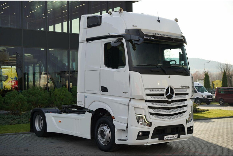 Mercedes-Benz ACTROS L 1851 / GIGA SPACE / RETARDER / 2022 R - Влекач: снимка 4 Mercedes-Benz ACTROS L 1851 / GIGA SPACE / RETARDER / 2022 R - Влекач: снимка 4