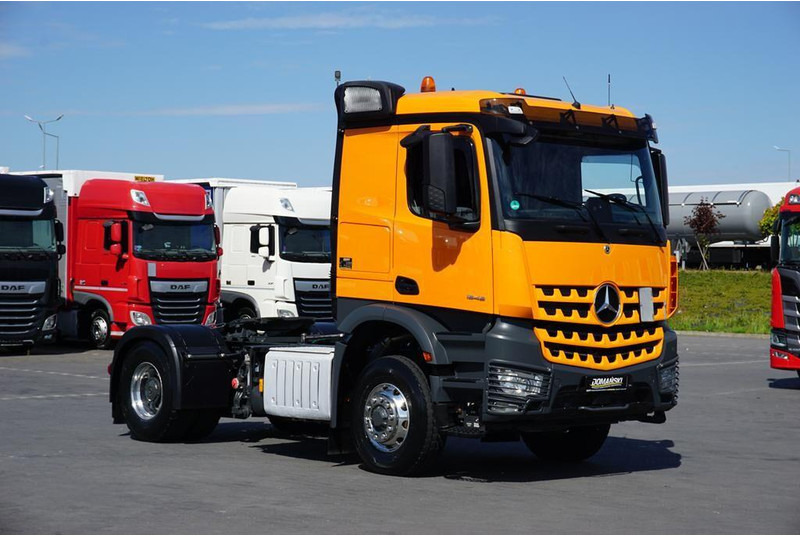 Mercedes-Benz AROCS / 1848 / E 6 / ACC / 4 X 4 / HAD / HYDRAULIKA / RETARDER - Влекач: снимка 2 Mercedes-Benz AROCS / 1848 / E 6 / ACC / 4 X 4 / HAD / HYDRAULIKA / RETARDER - Влекач: снимка 2