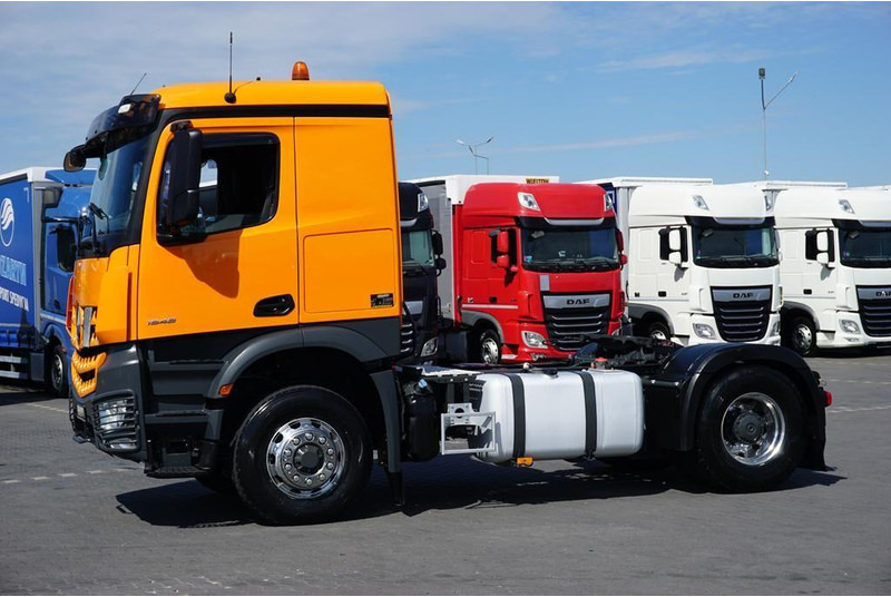 Mercedes-Benz AROCS / 1848 / E 6 / ACC / 4 X 4 / HAD / HYDRAULIKA / RETARDER - Влекач: снимка 3 Mercedes-Benz AROCS / 1848 / E 6 / ACC / 4 X 4 / HAD / HYDRAULIKA / RETARDER - Влекач: снимка 3