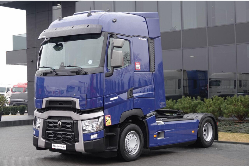 Renault T 520 / 13 L / RETARDER / I-PARK COOL / SKÓRY / PO KONTRAKCIE SE - Влекач: снимка 4 Renault T 520 / 13 L / RETARDER / I-PARK COOL / SKÓRY / PO KONTRAKCIE SE - Влекач: снимка 4