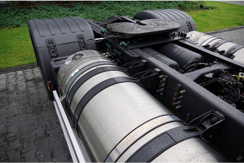 Влекач Scania R 410 / LNG / RETARDER / FULL AIRMATIC / 2020 ROK: снимка 16