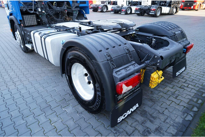 Влекач Scania R 450 / RETARDER / HYDRAULIKA / I-PARK COOL / ALUFELGI / SPROWAD: снимка 16 Влекач Scania R 450 / RETARDER / HYDRAULIKA / I-PARK COOL / ALUFELGI / SPROWAD: снимка 16
