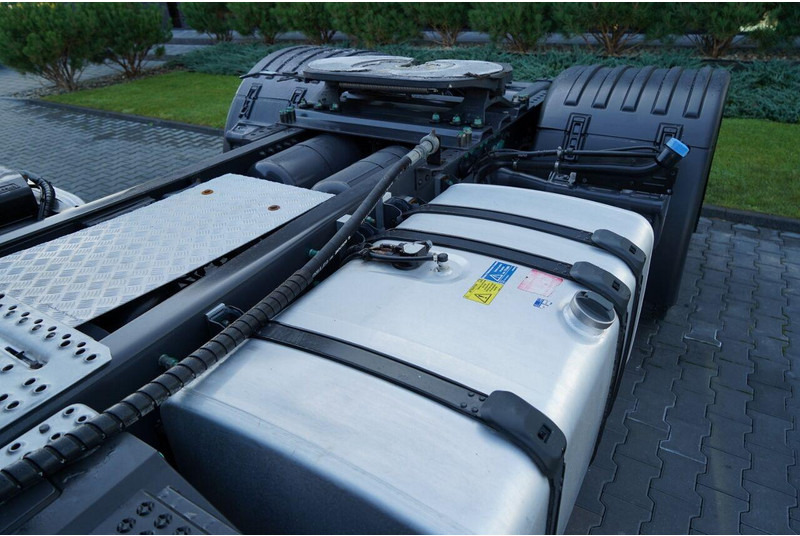 Влекач Scania R 450 / RETARDER / HYDRAULIKA / I-PARK COOL / ALUFELGI / SPROWAD: снимка 14 Влекач Scania R 450 / RETARDER / HYDRAULIKA / I-PARK COOL / ALUFELGI / SPROWAD: снимка 14