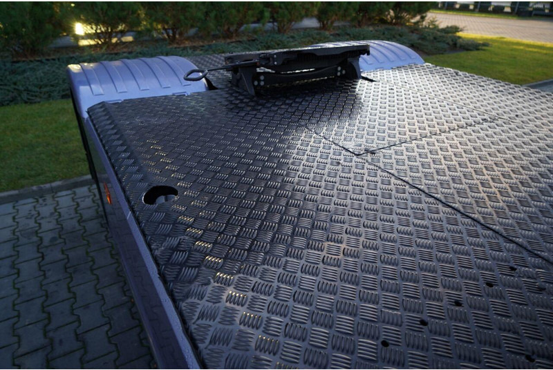 Влекач Scania S 580 / V8 / ORGINALNA EDYCJA LIMITED / NR 010 / RETARDER / I-PA: снимка 17 Влекач Scania S 580 / V8 / ORGINALNA EDYCJA LIMITED / NR 010 / RETARDER / I-PA: снимка 17