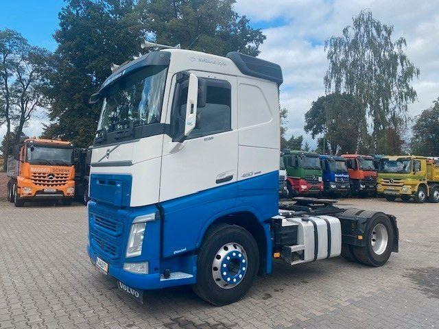 Volvo FH 460 4×2 CIĄGNIK SIODŁOWY 2017 rok, hydraulika - Влекач: снимка 1 Volvo FH 460 4×2 CIĄGNIK SIODŁOWY 2017 rok, hydraulika - Влекач: снимка 1