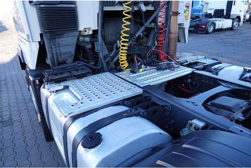 Влекач Volvo FH 500 / 6x2 / RETARDER / PEŁNY ADR / PUSHER / OŚ PODNOSZONA / D: снимка 12