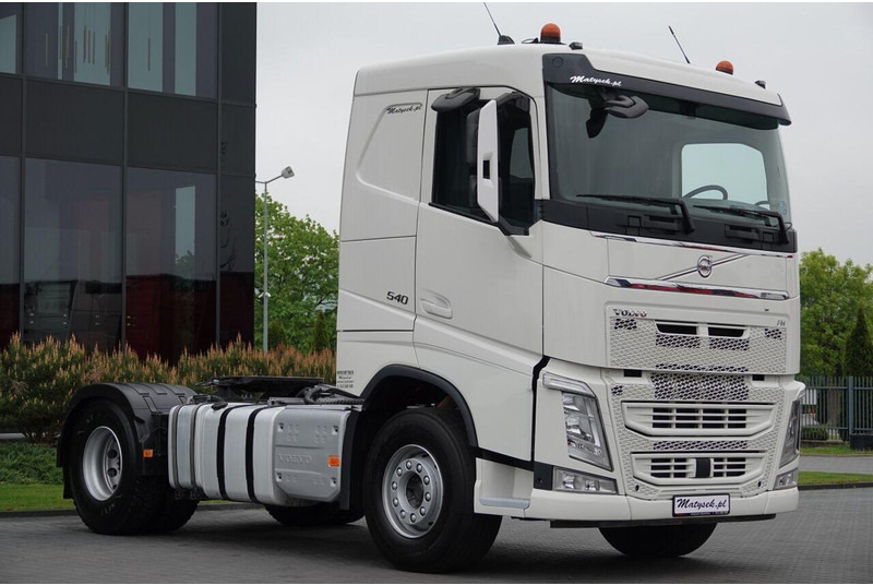 Volvo FH 540 /HYDRAULIKA DWUOBWODOWA / NISKA KABINA / OPONY 100% / P - Влекач: снимка 1 Volvo FH 540 /HYDRAULIKA DWUOBWODOWA / NISKA KABINA / OPONY 100% / P - Влекач: снимка 1
