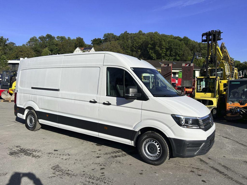 Volkswagen Crafter Van - Лекотоварен автомобил фургон: снимка 3 Volkswagen Crafter Van - Лекотоварен автомобил фургон: снимка 3