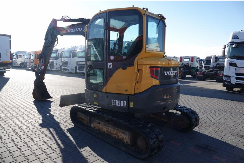 Volvo ECR58D - Мини багер: снимка 4 Volvo ECR58D - Мини багер: снимка 4