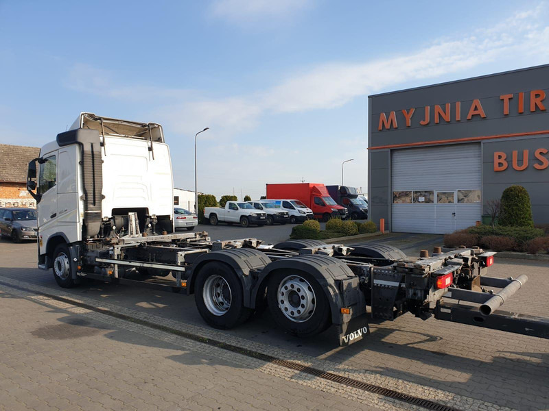 Volvo FH 460 EURO 6 BDF SWAP CHASSIS + TRAILER FLIEGL TWP180 - Шаси кабина: снимка 3 Volvo FH 460 EURO 6 BDF SWAP CHASSIS + TRAILER FLIEGL TWP180 - Шаси кабина: снимка 3