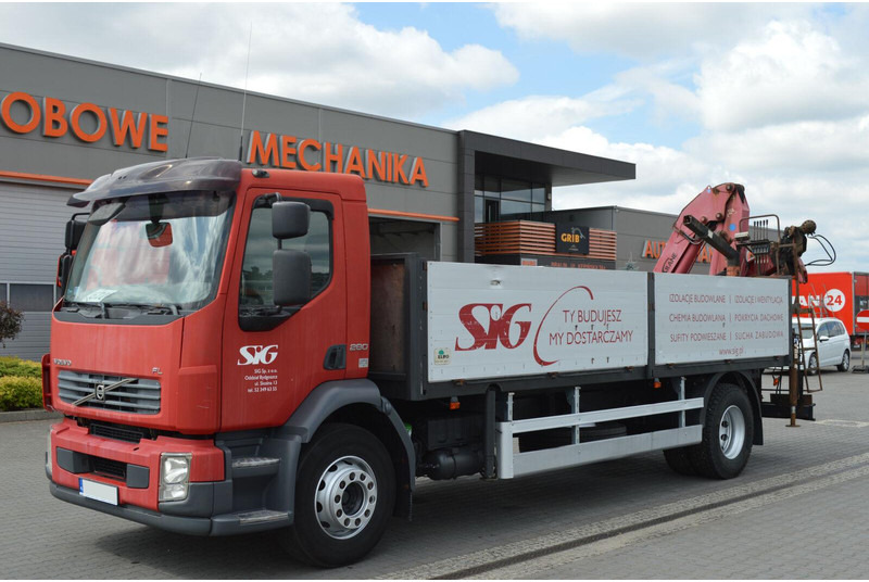 Volvo FL 18.280 Pallet Forks Rotator "22.5 5300 kg HDS AT - Бордови камион, Камион с кран: снимка 1 Volvo FL 18.280 Pallet Forks Rotator "22.5 5300 kg HDS AT - Бордови камион, Камион с кран: снимка 1