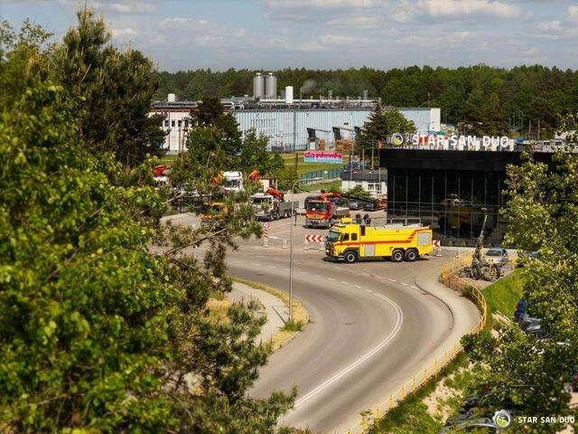 Volvo FM 460 6x6 Rosenbauer Fire Truck LSP Water Tank - Пожарна кола: снимка 4 Volvo FM 460 6x6 Rosenbauer Fire Truck LSP Water Tank - Пожарна кола: снимка 4