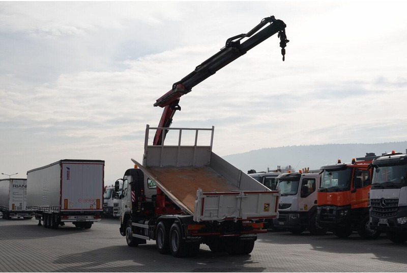 Volvo FMX 370 / 6X4 / WYWROTKA + HDS FASSI F165XP / MAX UDŹWIG 5200KG - Самосвал камион: снимка 3 Volvo FMX 370 / 6X4 / WYWROTKA + HDS FASSI F165XP / MAX UDŹWIG 5200KG - Самосвал камион: снимка 3