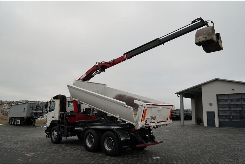 Volvo FMX 380 / 6x4 / WYWROTKA + HDS HMF 1820 K2 / HYDROBURTA / STEROW - Самосвал камион, Камион с кран: снимка 3 Volvo FMX 380 / 6x4 / WYWROTKA + HDS HMF 1820 K2 / HYDROBURTA / STEROW - Самосвал камион, Камион с кран: снимка 3