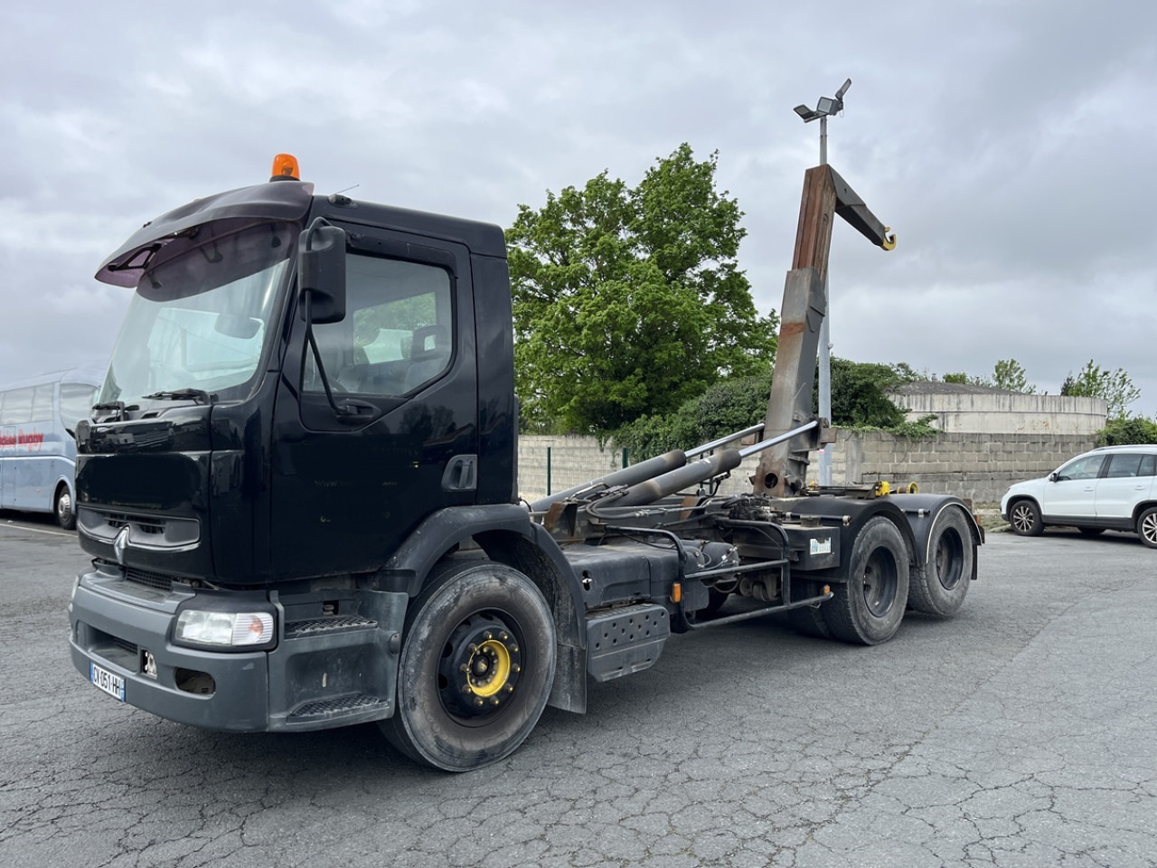 RENAULT PREMIUM 370 6X2 - Мултилифт с кука камион: снимка 1 RENAULT PREMIUM 370 6X2 - Мултилифт с кука камион: снимка 1