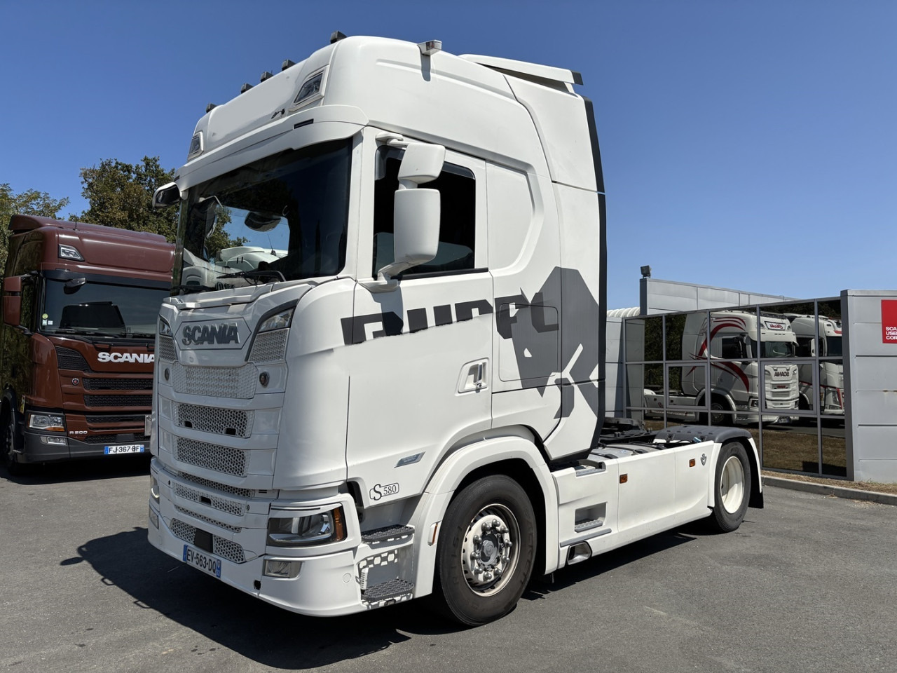 SCANIA S 580 A4x2NB - Влекач: снимка 2 SCANIA S 580 A4x2NB - Влекач: снимка 2