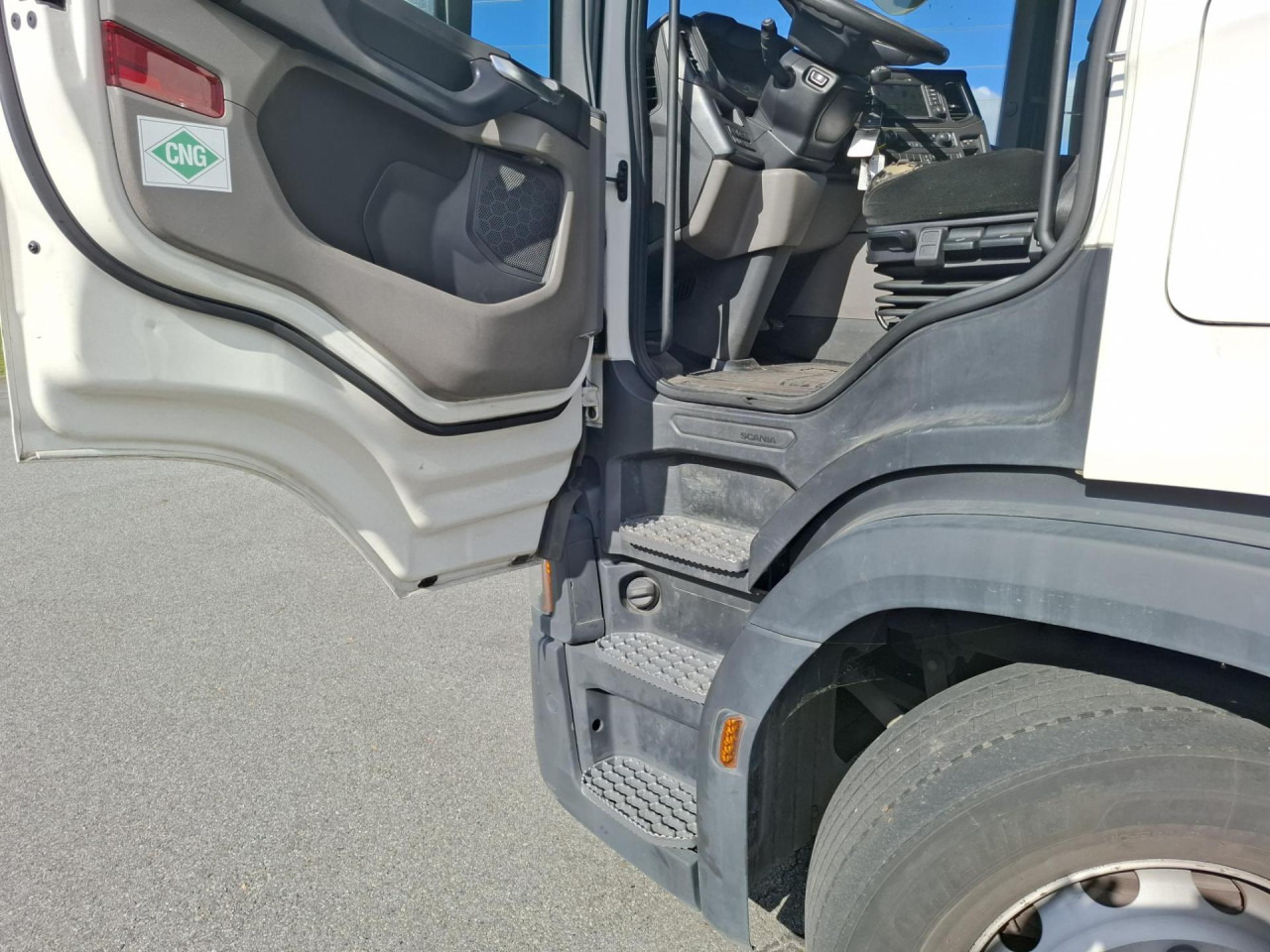 SCANIA SCANIA G410 A4x2 GNC - Влекач: снимка 2 SCANIA SCANIA G410 A4x2 GNC - Влекач: снимка 2