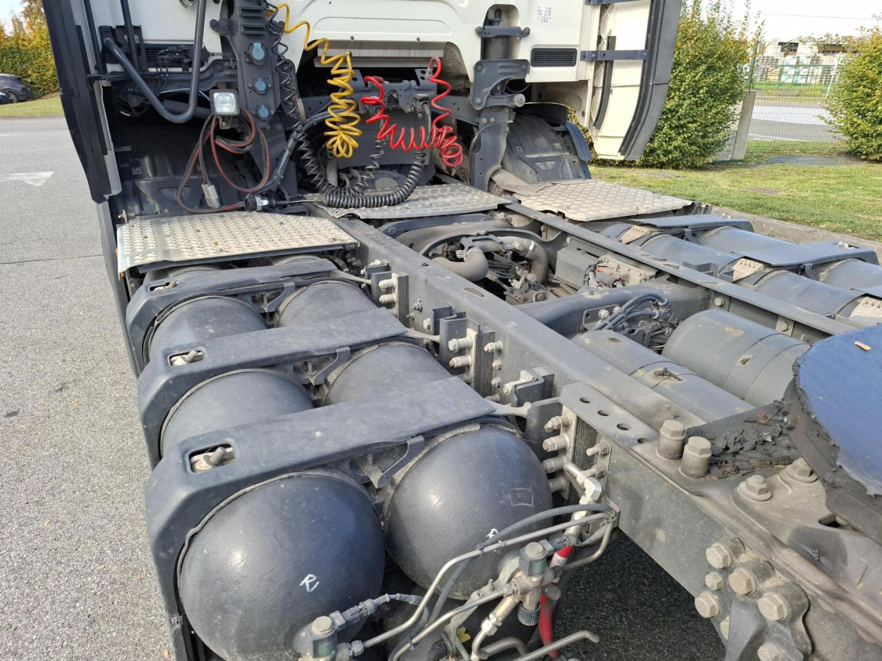 SCANIA SCANIAG410 A4x2 GNC - Влекач: снимка 3 SCANIA SCANIAG410 A4x2 GNC - Влекач: снимка 3