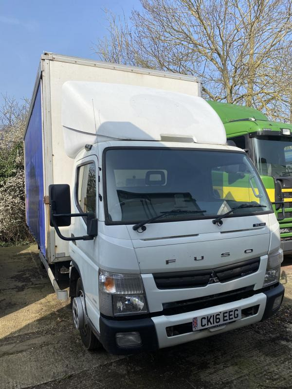 Mitsubishi Canter 7C18 7.5 Ton 18 ft Curtainsider - Камион с брезент: снимка 1 Mitsubishi Canter 7C18 7.5 Ton 18 ft Curtainsider - Камион с брезент: снимка 1