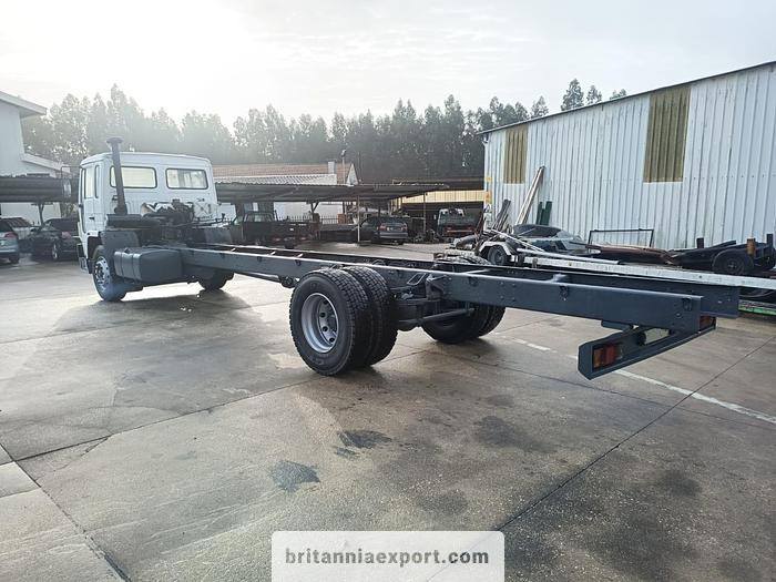 VOLVO FL6 19 | Intercooler | On springs | On 10 studs - Шаси кабина: снимка 3 VOLVO FL6 19 | Intercooler | On springs | On 10 studs - Шаси кабина: снимка 3