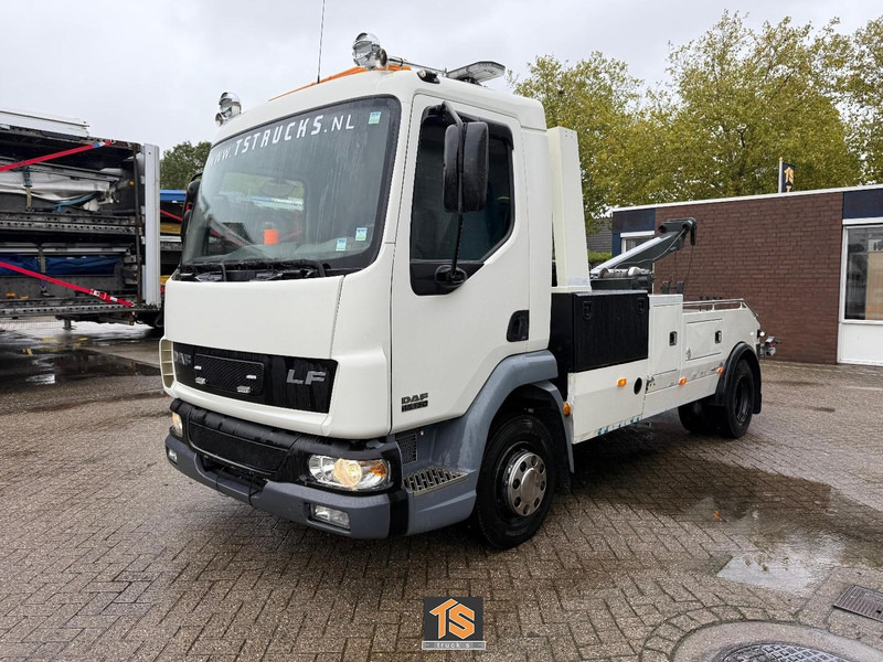 DAF FA LF45 EURO 3 - MANUAL - TOWTRUCK/AFSLEPER/ABSCHLEPP - BELGIUM TRUCK - TUV/APK 06/2026 - TOP! - Камион пътна помощ: снимка 1 DAF FA LF45 EURO 3 - MANUAL - TOWTRUCK/AFSLEPER/ABSCHLEPP - BELGIUM TRUCK - TUV/APK 06/2026 - TOP! - Камион пътна помощ: снимка 1