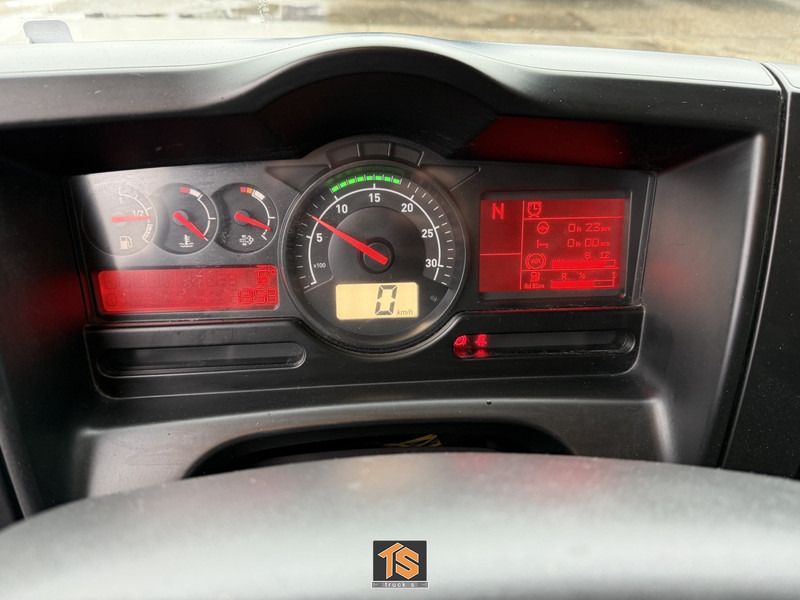 Камион фургон Renault D12 240 - AUTOMATIC - LADEBORDWAND - TOP TRUCK - TUV 10/25: снимка 9