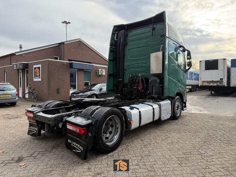 Volvo FH 460 - 2 TANKS - NL TOP TRUCK - HEBESATTEL - LIFTING FIFTH WHEEL - TUV 7/26 - Влекач: снимка 5 Volvo FH 460 - 2 TANKS - NL TOP TRUCK - HEBESATTEL - LIFTING FIFTH WHEEL - TUV 7/26 - Влекач: снимка 5