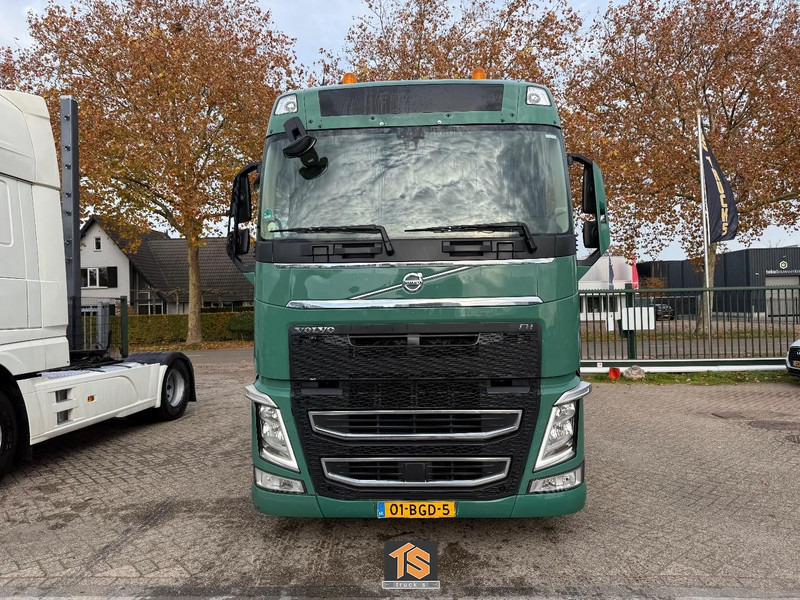 Volvo FH 460 - 2 TANKS - NL TOP TRUCK - HEBESATTEL - LIFTING FIFTH WHEEL - TUV 7/26 - Влекач: снимка 2 Volvo FH 460 - 2 TANKS - NL TOP TRUCK - HEBESATTEL - LIFTING FIFTH WHEEL - TUV 7/26 - Влекач: снимка 2