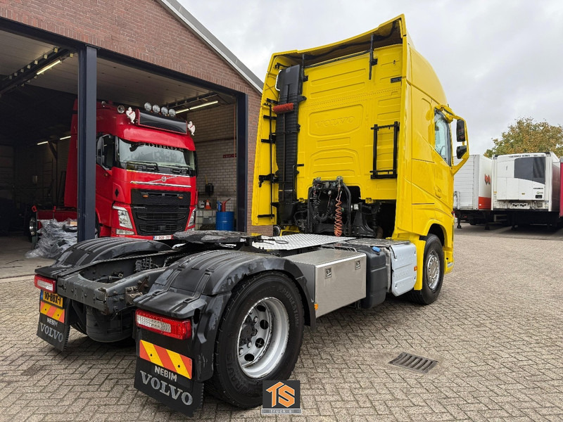 Volvo FH 460 - AUTOMATIC - EURO 6 - APK/TUV 07/2026 - NL TRUCK - TOP!! - Влекач: снимка 2 Volvo FH 460 - AUTOMATIC - EURO 6 - APK/TUV 07/2026 - NL TRUCK - TOP!! - Влекач: снимка 2
