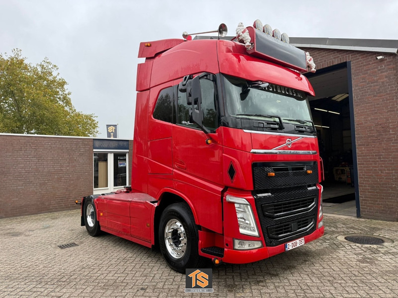 Volvo FH 540 SHOWTRUCK - APK/TUV 05/2026 - BELGIUM TRUCK - EURO 6D - TOP TOP TOP! - Влекач: снимка 5 Volvo FH 540 SHOWTRUCK - APK/TUV 05/2026 - BELGIUM TRUCK - EURO 6D - TOP TOP TOP! - Влекач: снимка 5
