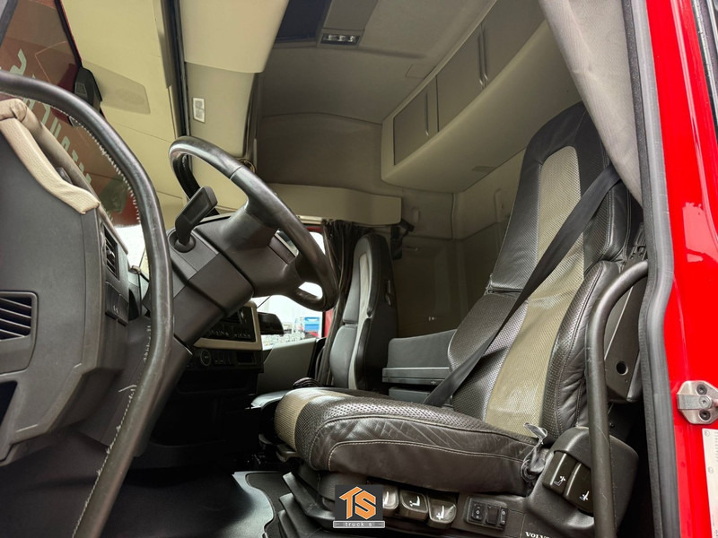 Volvo FH 540 SHOWTRUCK - APK/TUV 05/2026 - BELGIUM TRUCK - EURO 6D - TOP TOP TOP! - Влекач: снимка 4 Volvo FH 540 SHOWTRUCK - APK/TUV 05/2026 - BELGIUM TRUCK - EURO 6D - TOP TOP TOP! - Влекач: снимка 4
