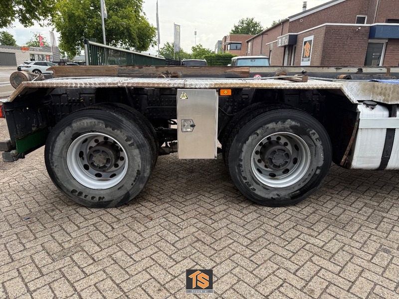 Volvo FH 460 8X4R CONTAINER - BIG AXLE - NL TOP TRUCK - TUV 1/26 - Контейнеровоз/ Сменна каросерия камион: снимка 4 Volvo FH 460 8X4R CONTAINER - BIG AXLE - NL TOP TRUCK - TUV 1/26 - Контейнеровоз/ Сменна каросерия камион: снимка 4