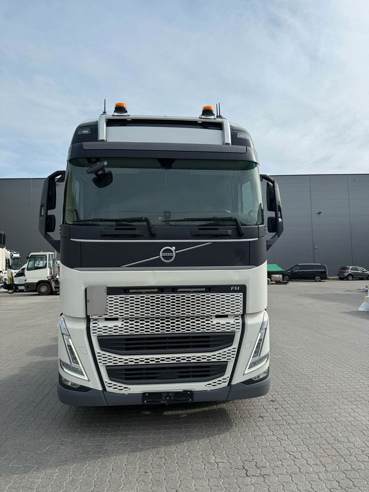 Volvo FH540 6x2 / Double boogie - Влекач: снимка 2 Volvo FH540 6x2 / Double boogie - Влекач: снимка 2