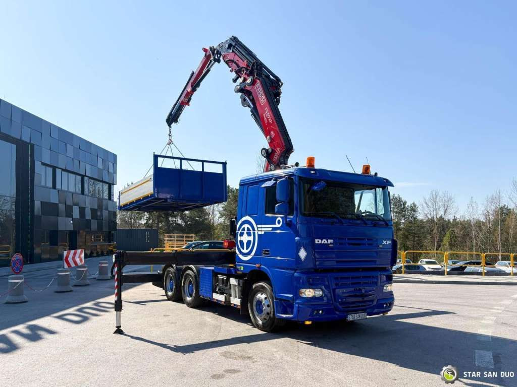 DAF XF 105.510 6x4 FASSI 450 FLY JIB Winch 5th - Камион с кран: снимка 2 DAF XF 105.510 6x4 FASSI 450 FLY JIB Winch 5th - Камион с кран: снимка 2
