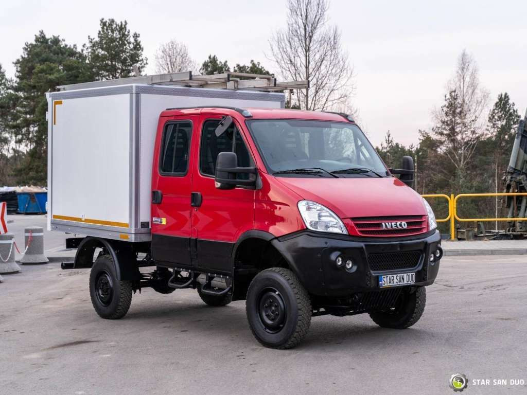 Iveco DAILY 4X4 OFFROAD CAMPER BOX DOKA Iveco DAILY 4X4 OFFROAD CAMPER BOX DOKA - Шаси кабина: снимка 3 Iveco DAILY 4X4 OFFROAD CAMPER BOX DOKA Iveco DAILY 4X4 OFFROAD CAMPER BOX DOKA - Шаси кабина: снимка 3