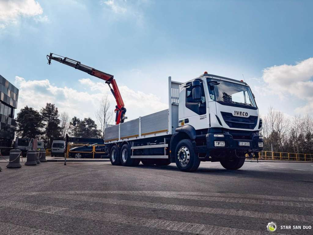 Iveco TRAKKER 450 6x4 PALFINGER PK 18502 SH Rotator - Камион с кран: снимка 4 Iveco TRAKKER 450 6x4 PALFINGER PK 18502 SH Rotator - Камион с кран: снимка 4