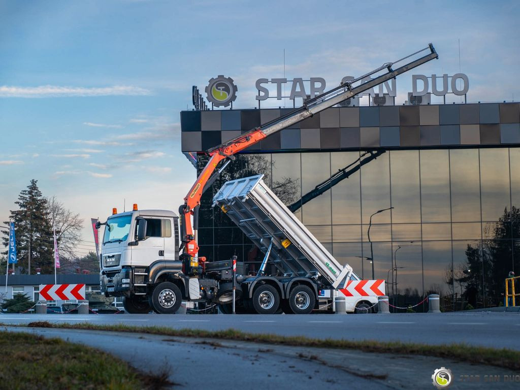 MAN 6x6 TGS 26.360 PALFINGER PK 18002 Kipper KRAN - Самосвал камион, Камион с кран: снимка 3 MAN 6x6 TGS 26.360 PALFINGER PK 18002 Kipper KRAN - Самосвал камион, Камион с кран: снимка 3