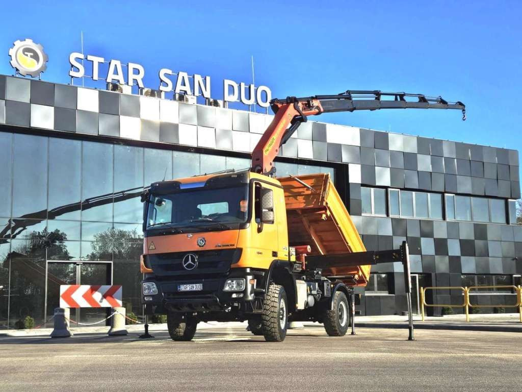 Mercedes-Benz ACTROS 1841 4x4 PALFINGER PK 22002 CRANE KIPER - Камион с кран: снимка 1 Mercedes-Benz ACTROS 1841 4x4 PALFINGER PK 22002 CRANE KIPER - Камион с кран: снимка 1