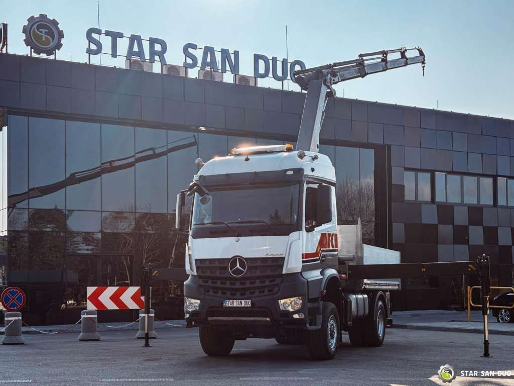 Mercedes-Benz AROCS 1851 4x4 PALFINGER PK 20002 Crane Kran - Камион с кран: снимка 1 Mercedes-Benz AROCS 1851 4x4 PALFINGER PK 20002 Crane Kran - Камион с кран: снимка 1