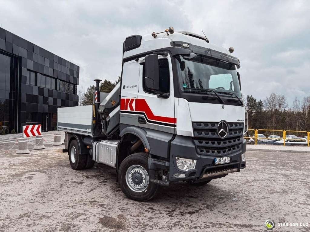 Mercedes-Benz AROCS 1851 4x4 PALFINGER PK 20002 Crane Kran - Камион с кран: снимка 5 Mercedes-Benz AROCS 1851 4x4 PALFINGER PK 20002 Crane Kran - Камион с кран: снимка 5