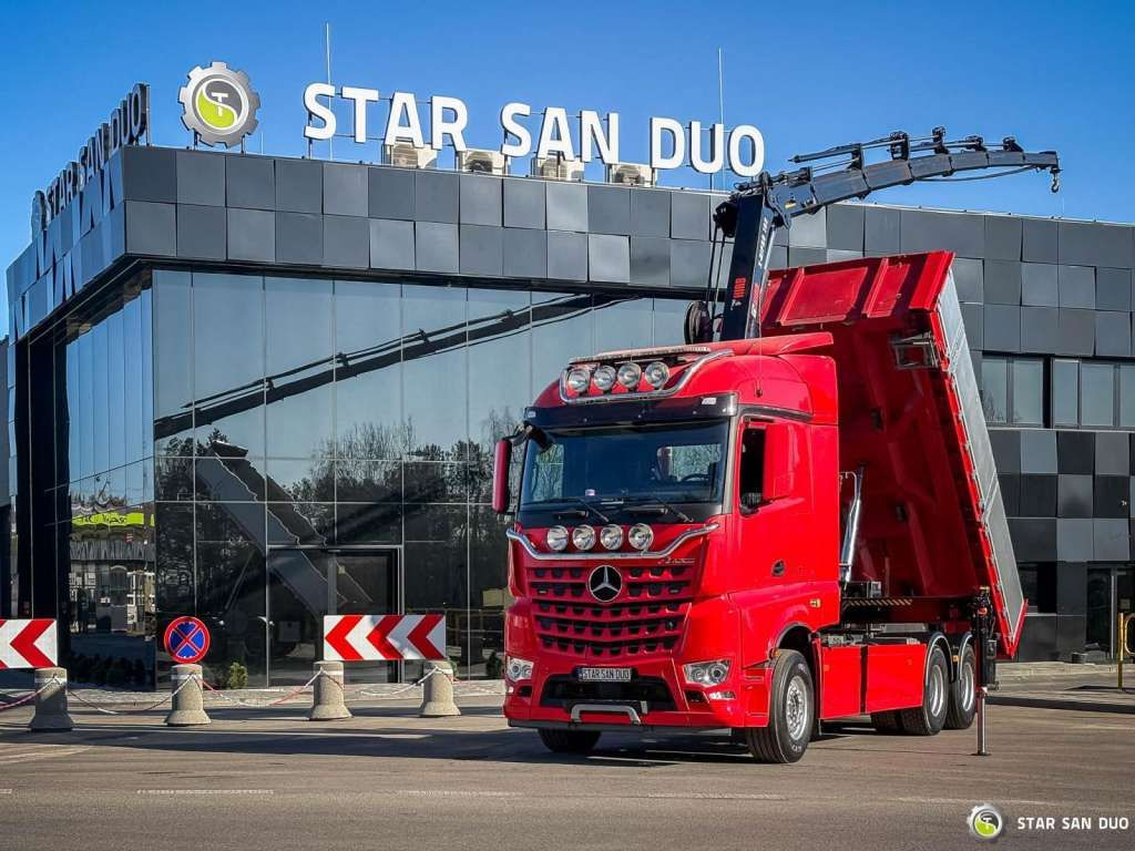 Mercedes-Benz AROCS 3358L 6x4 HIAB 192X-HIPRO E-6 Crane Kippe - Камион с кран: снимка 4 Mercedes-Benz AROCS 3358L 6x4 HIAB 192X-HIPRO E-6 Crane Kippe - Камион с кран: снимка 4